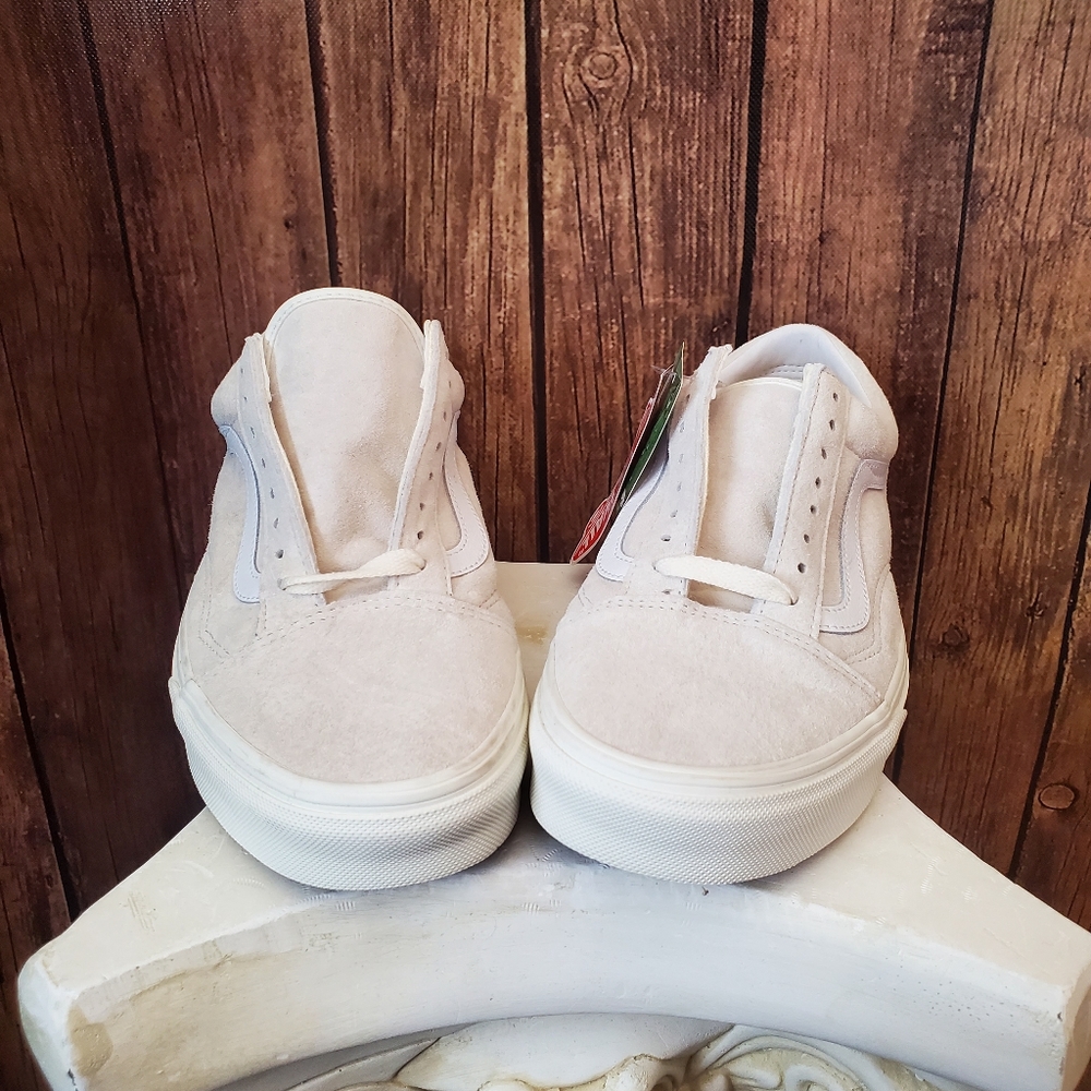 Vans - Picture 4 of 8